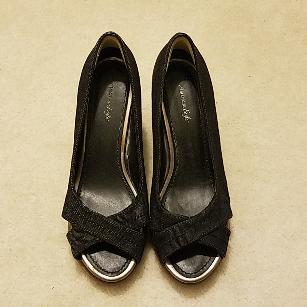 Wedge heels